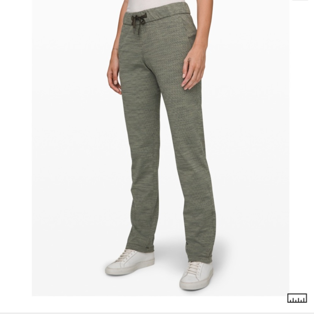 Lululemon On the Fly full length pants